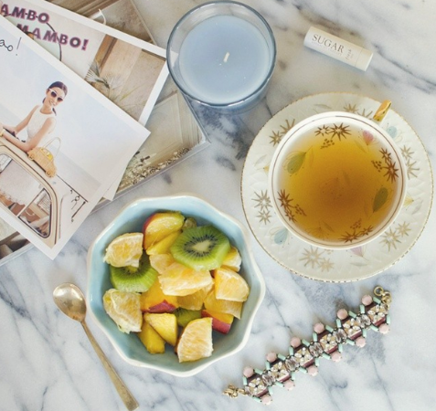 Lazy mornings and sweet scents by @asideofsweet.
