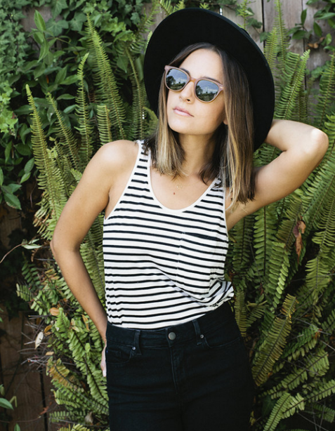 Fall is upon us, but Kate masters breezy L.A. style with Gap skinnies, stripes, and sandals. Image c/o Gap Styld.by.